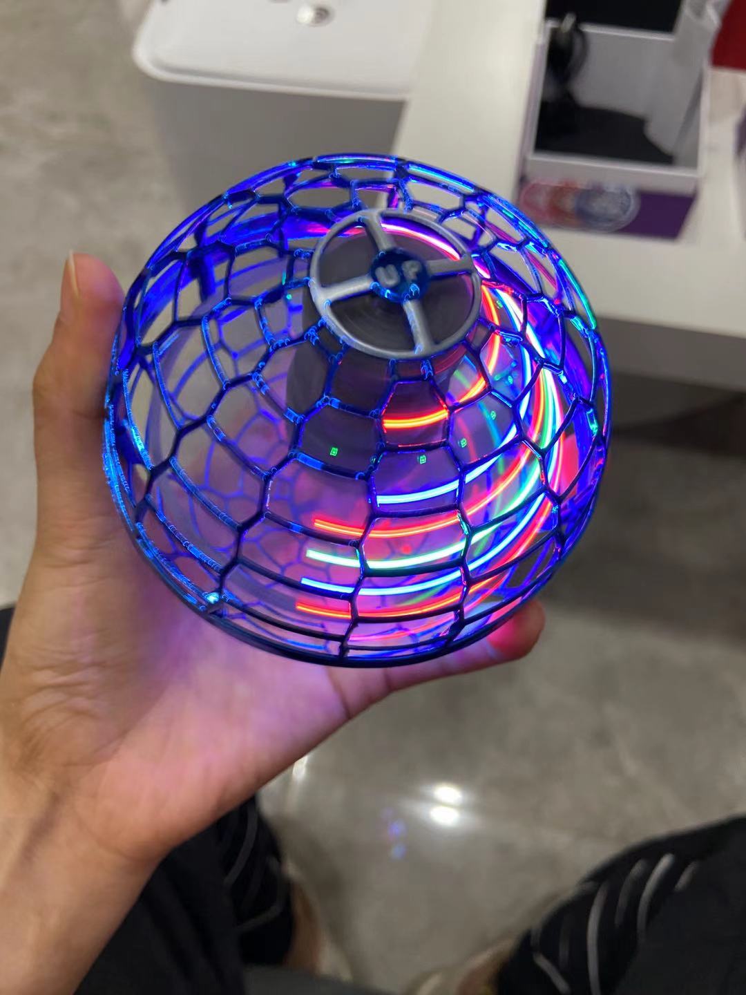 Flynova Flying Ball